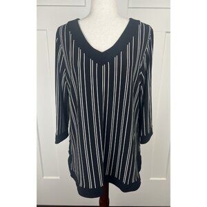Chico’s Travelers NWT Black White Striped Tunic Top Size 2 (12/14) V Neck